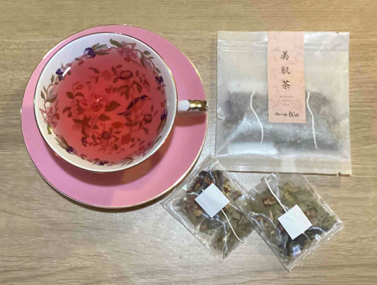 肌に嬉しい漢方茶